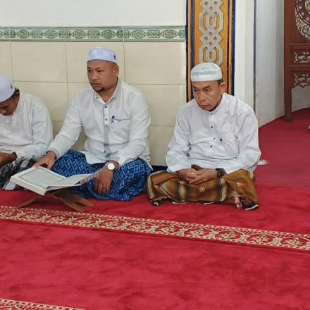 ACARA KHATMUL QUR'AN SEKALIGUS BERBUKA PUASA BERSAMA DI MASJID DARUL AMAN BAWAHAN SEBERANG